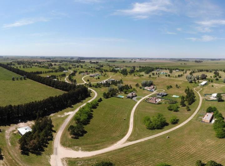 Terreno · 1642m²