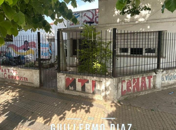 Terreno · 303m²