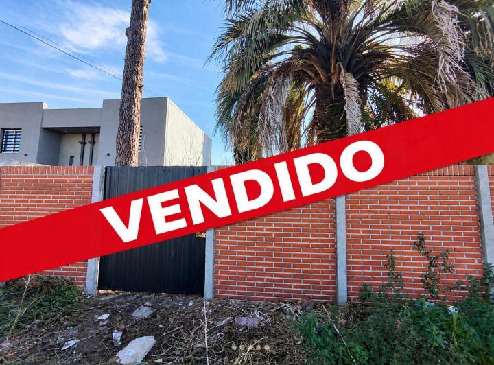 Terreno · 325m²