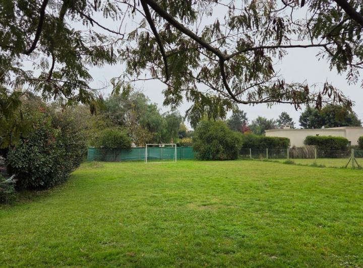 Terreno · 739m²