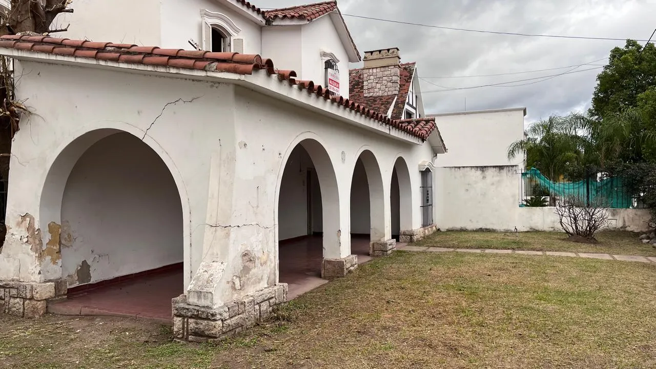 ALQUILER Tejeda 4133 CASONA ANTIGUA USO COMERCIAL gastronómico coworking oficina...