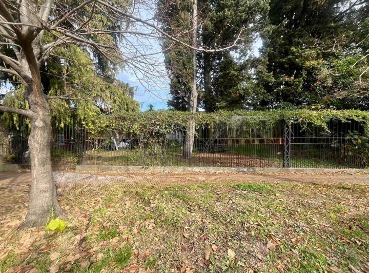 Terreno · 214m²