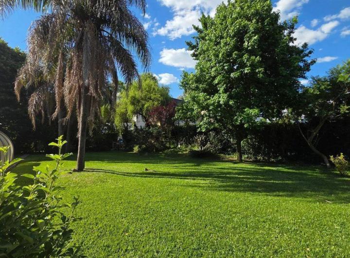 Terreno · 600m²