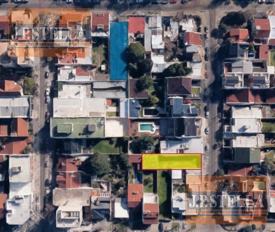 Terreno · 303m²