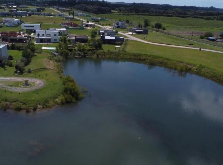 Terreno · 900m²
