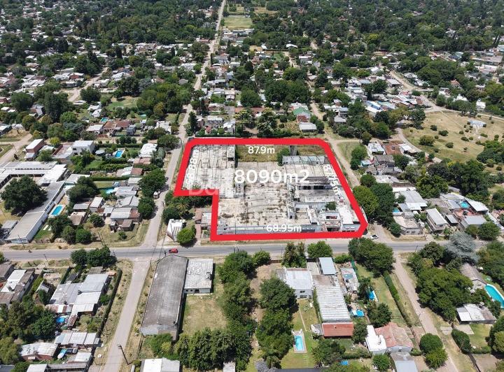 Terreno · 8090m²