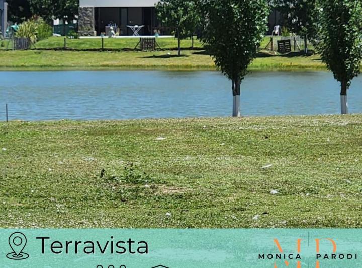Terreno · 1212m²