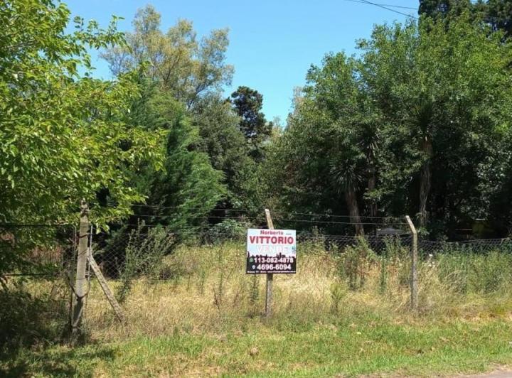 Terreno · 646m²