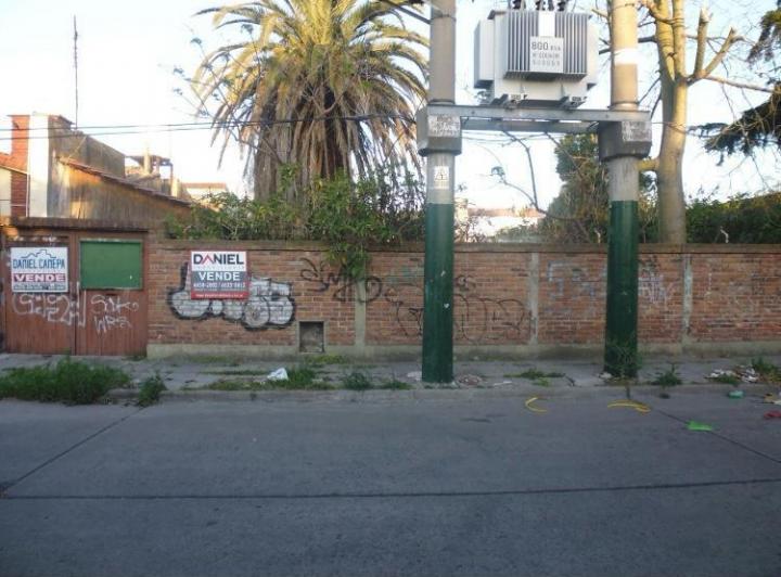 Terreno · 244m²