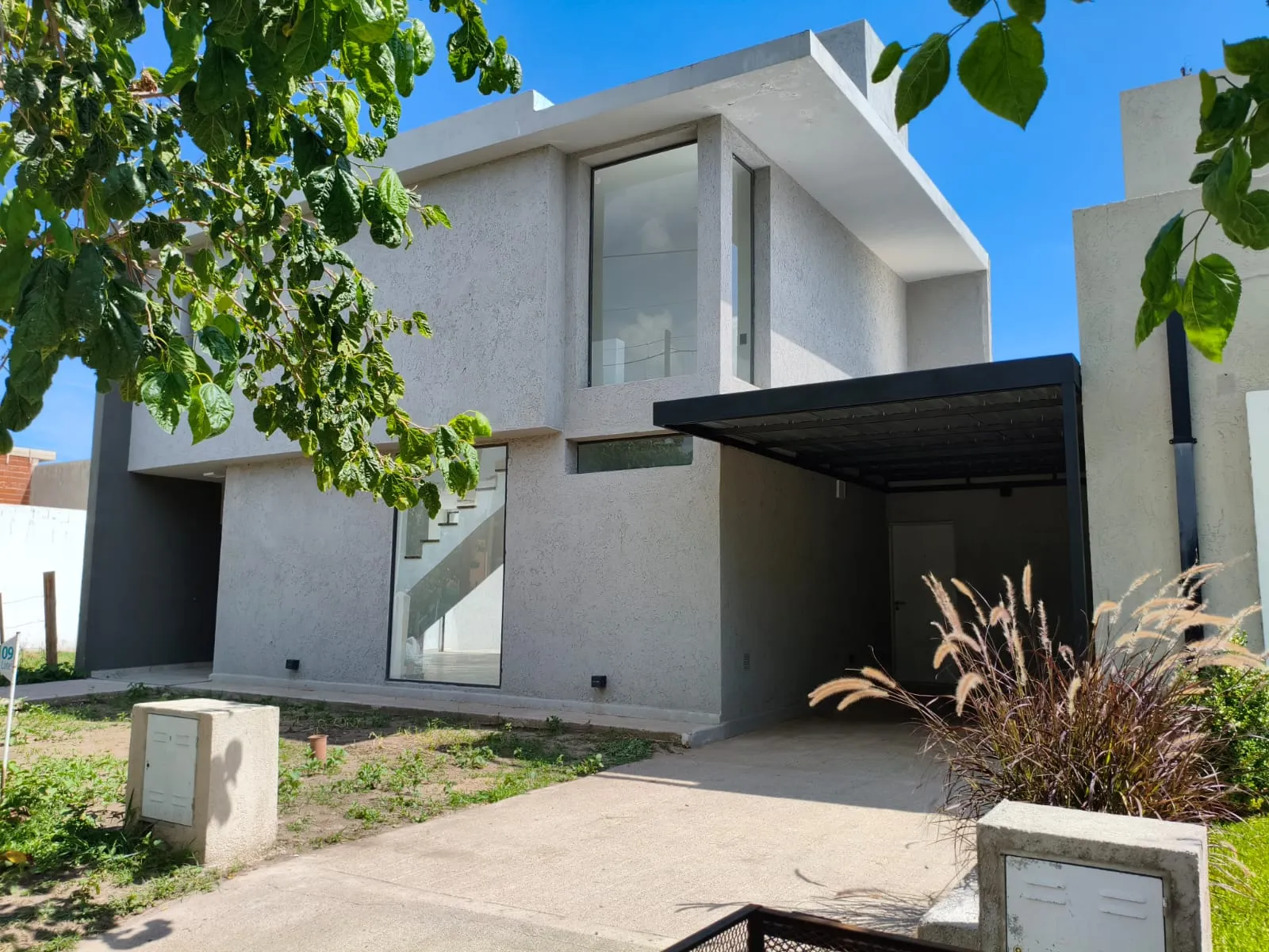 Casa a Estrenar en Venta | 2 Dorm. | Tejas 4 – Malagueño Financiada