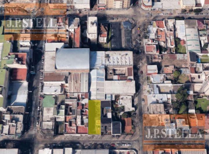 Terreno · 450m²