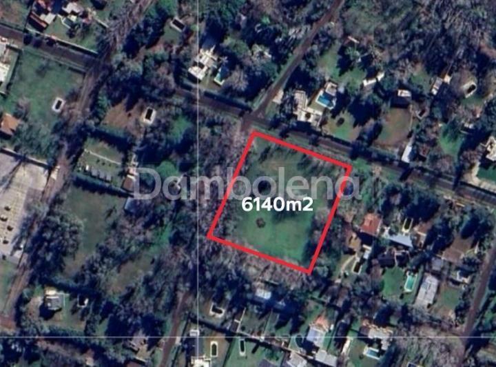 Terreno · 6140m²