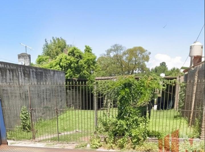Terreno · 372m²