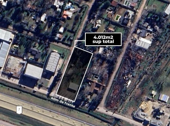 Terreno · 4000m²