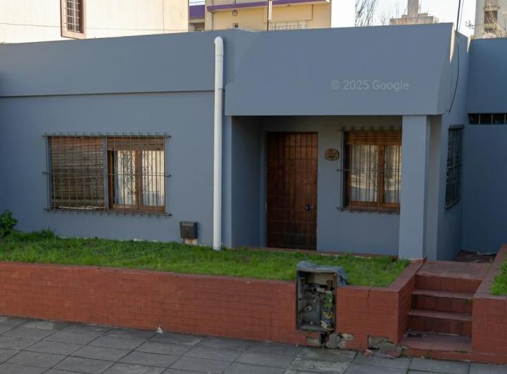 Terreno · 220m²