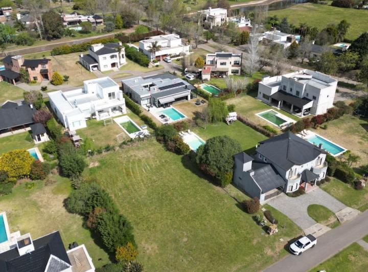Terreno · 1000m²