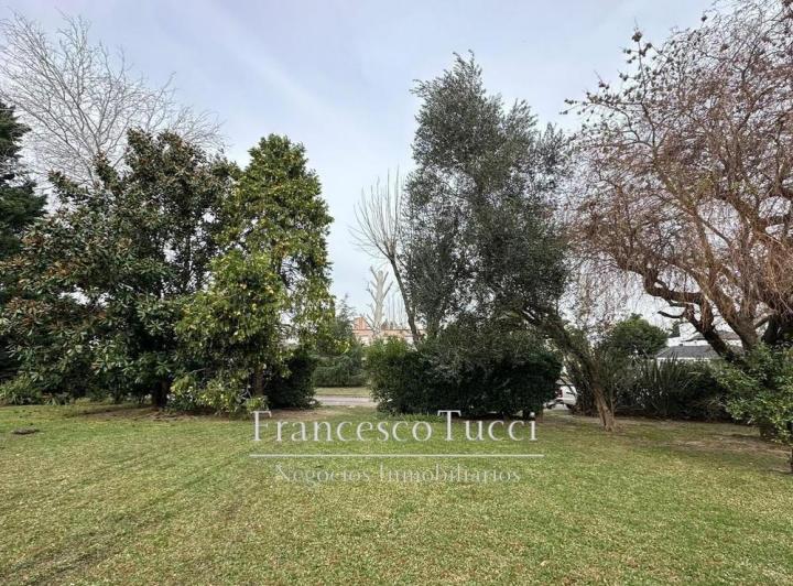 Terreno · 615m²