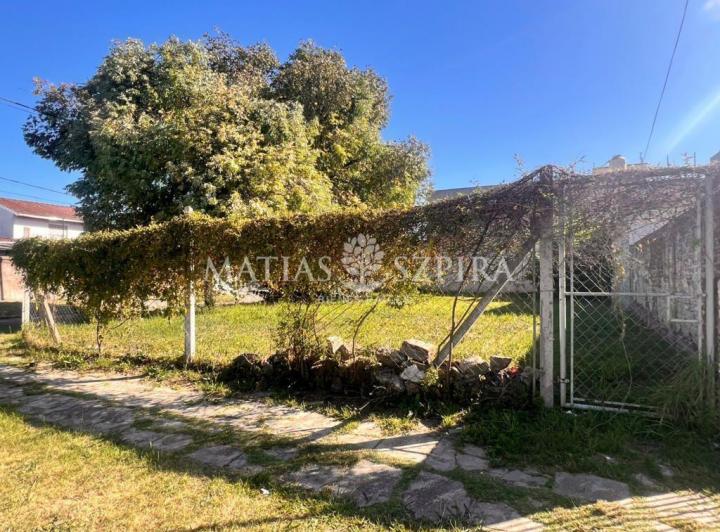 Terreno · 300m²