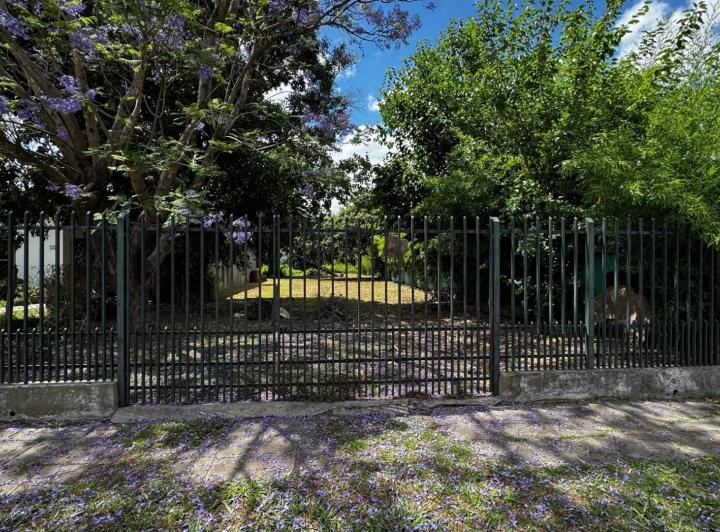 Terreno · 605m²