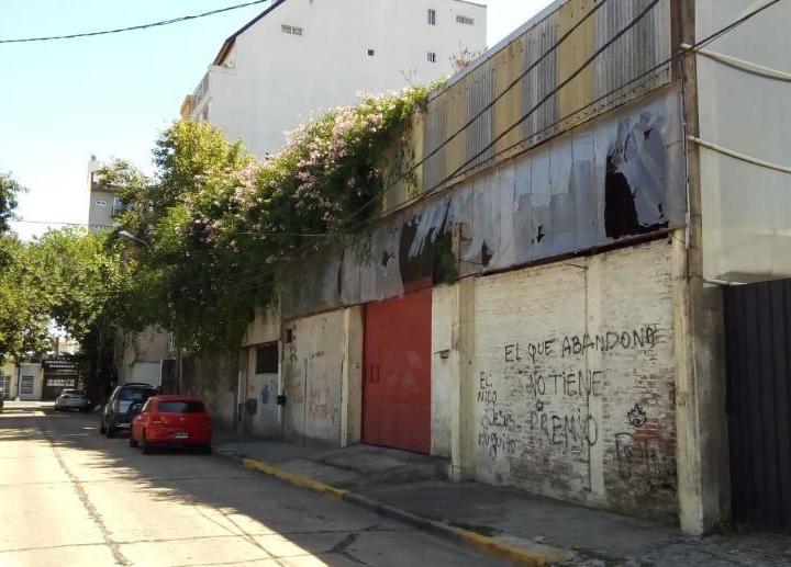 Terreno · 1073m²