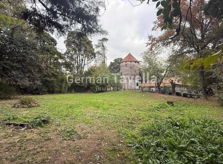 Terreno · 1569m²