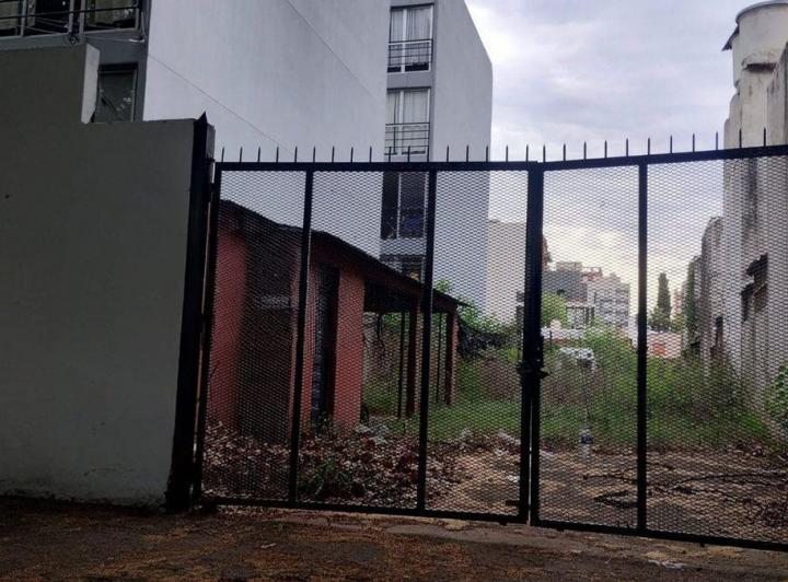 Terreno · 378m²