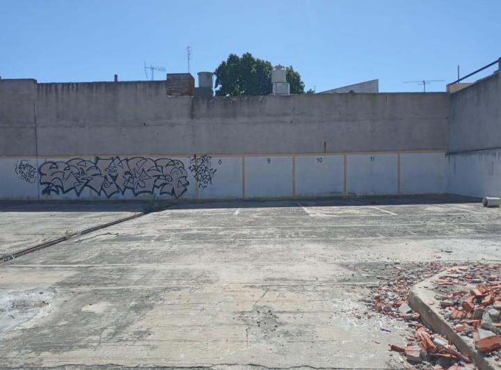 Terreno · 450m²
