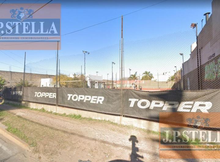 Terreno · 110m² · 8 Cocheras