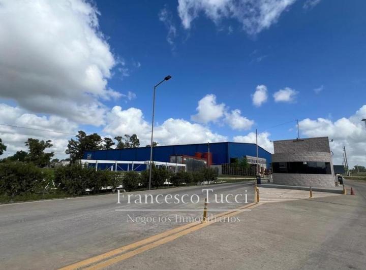 Terreno · 12687m²