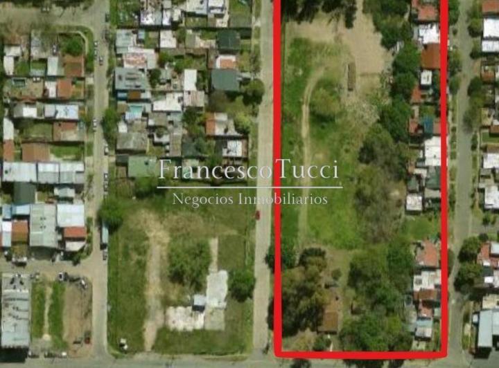Terreno · 9828m²