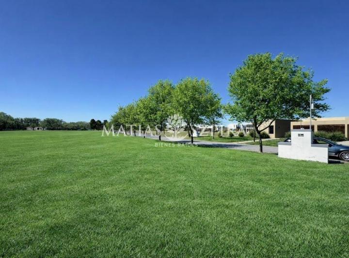 Terreno · 2002m²
