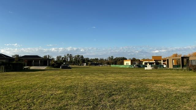Terreno · 2000m²