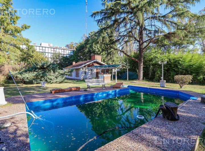 Terreno · 950m²