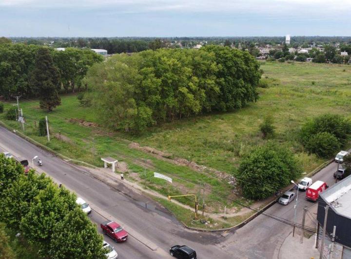Terreno · 3942m²