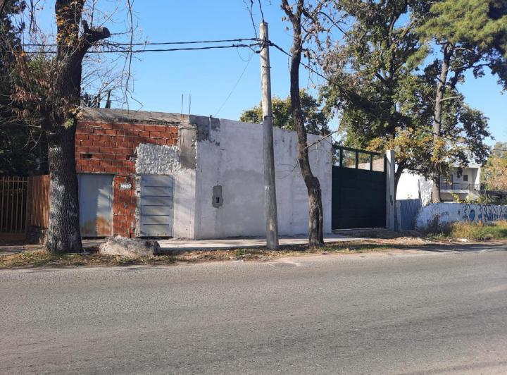 Terreno · 1090m²