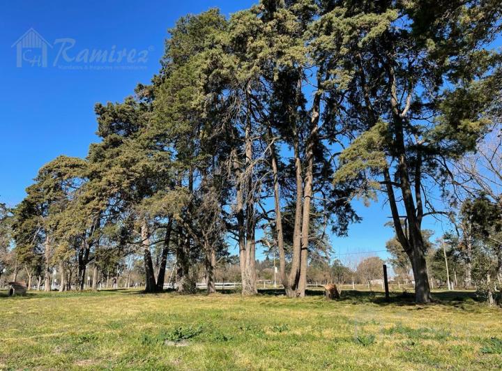 Terreno · 840m²