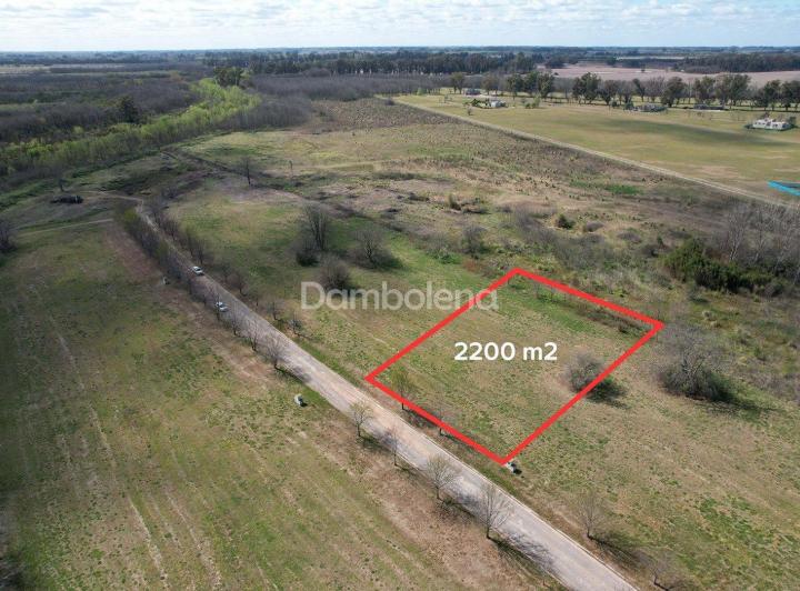 Terreno · 2200m²