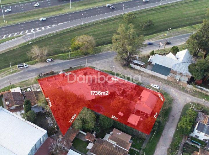 Terreno · 1736m²