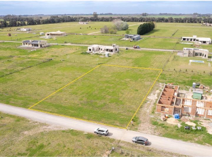 Terreno · 2492m²