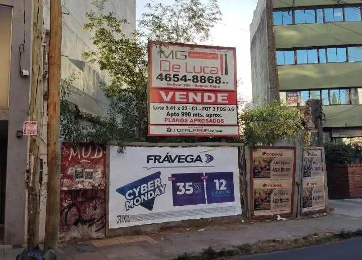 Terreno · 220m²