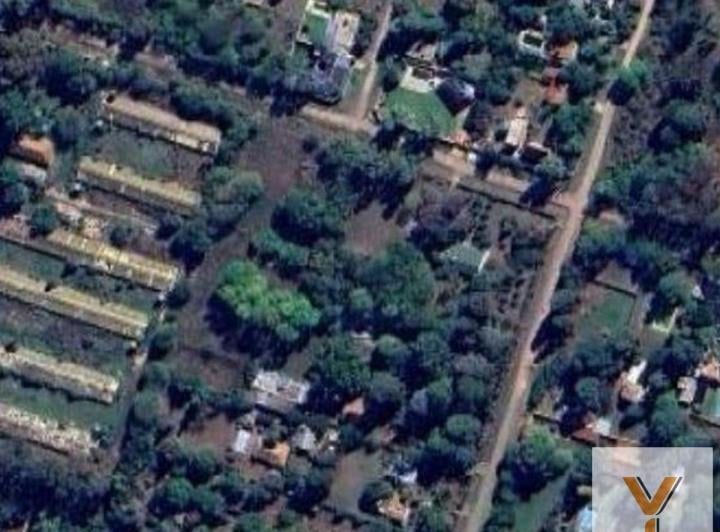 Terreno · 600m²