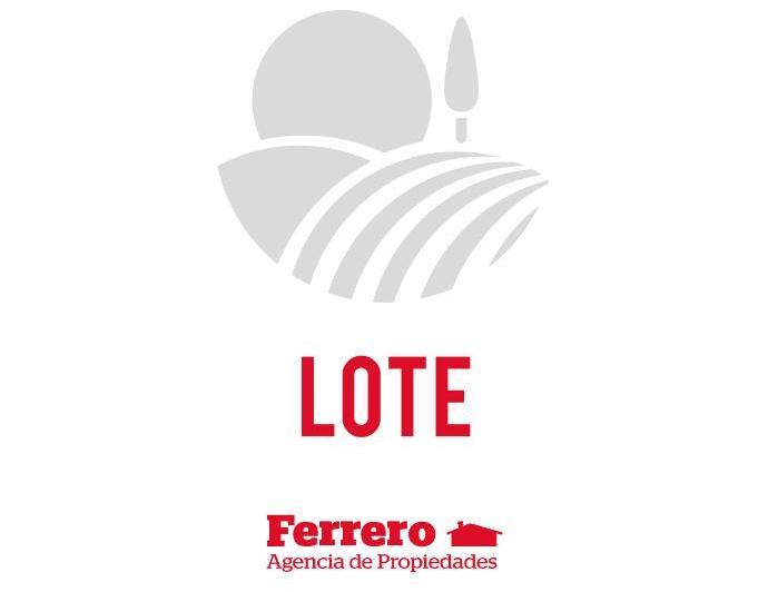 Terreno · 630m² · 1 Cochera