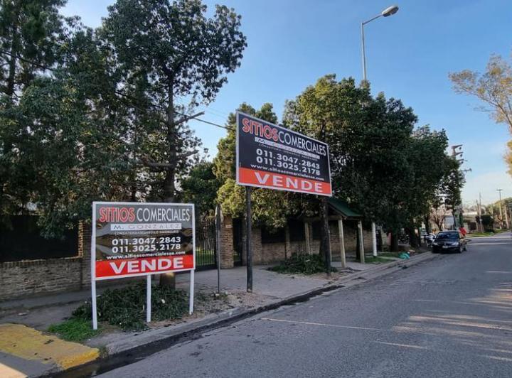 Terreno · 300m²