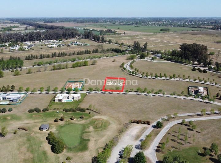Terreno · 2032m²