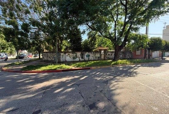 Terreno · 140m²