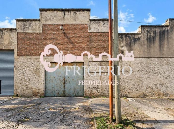 Terreno · 590m²