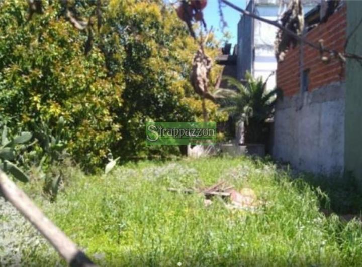 Terreno · 300m²