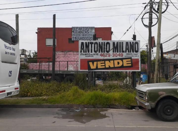 Terreno · 215m²