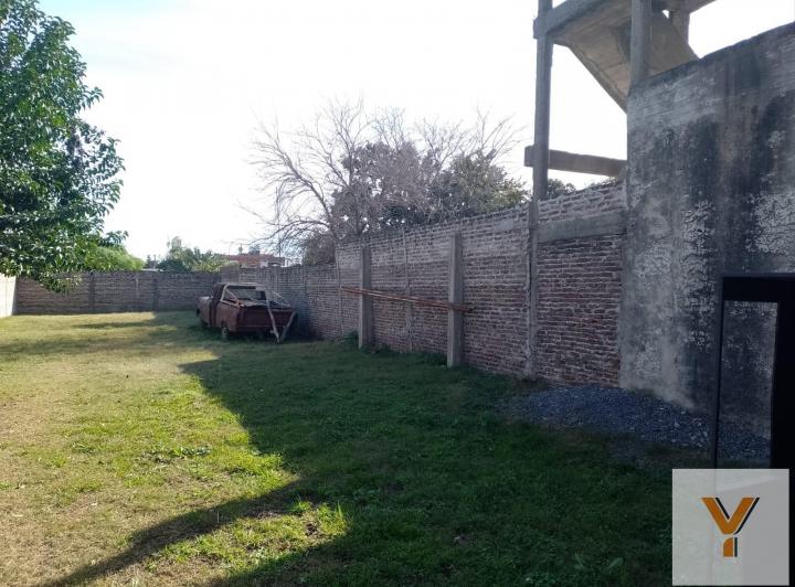 Terreno · 400m²