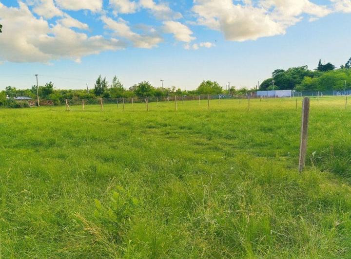 Terreno · 900m²